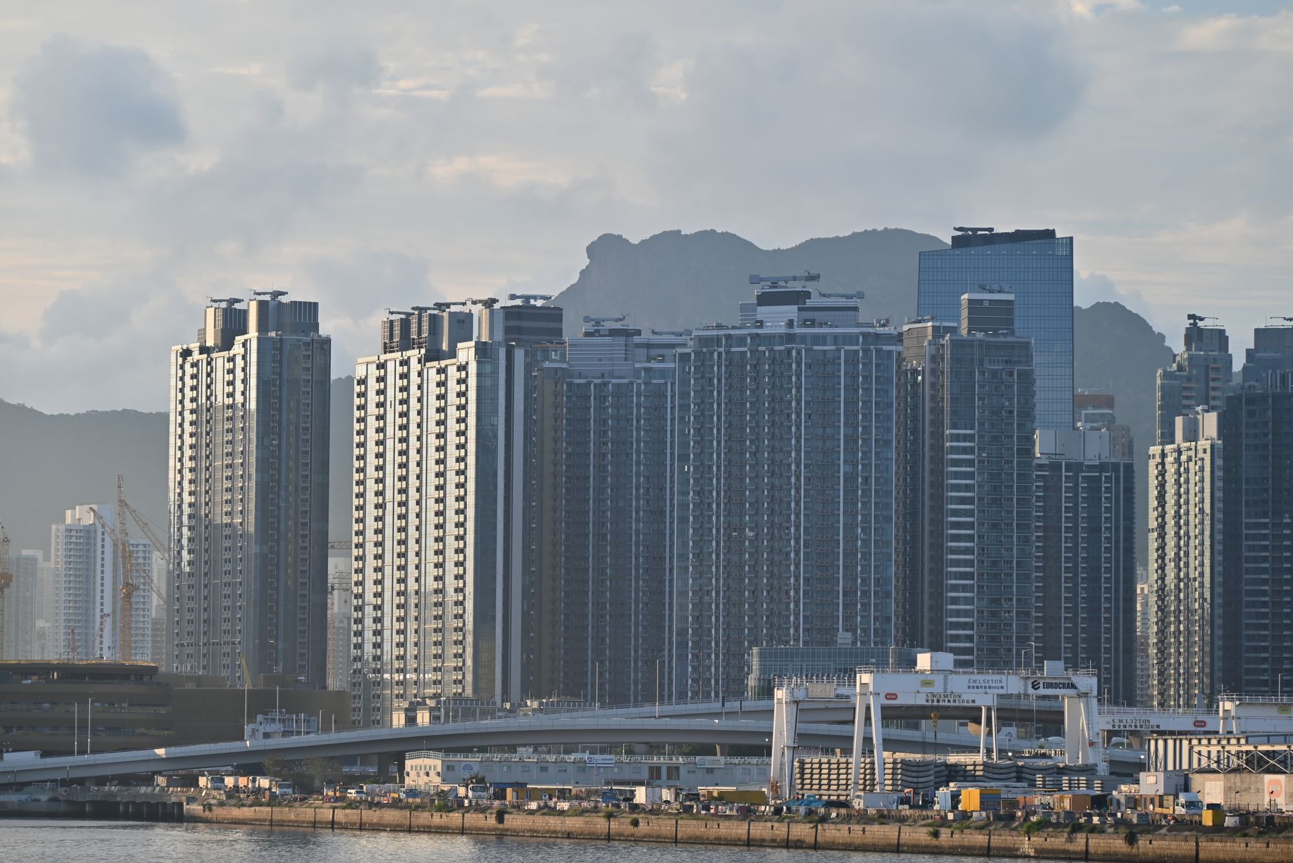 2026年从香港出发去澳洲读研,免费咨询中介哪家更靠谱?5家平台综合评分对比